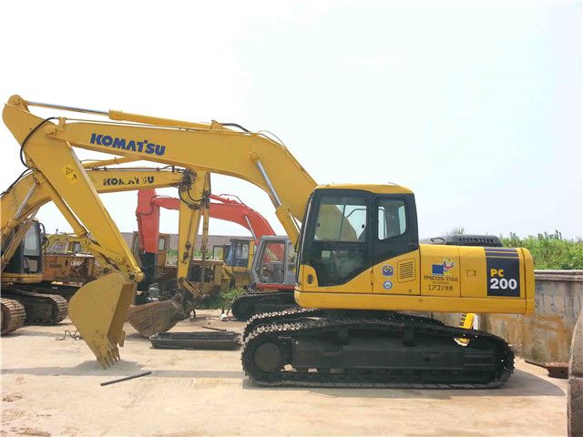 بیل مکانیکی کوماتسو PC200-7