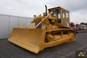 بلدوزر D6D با موتور 3306 کاترپیلار