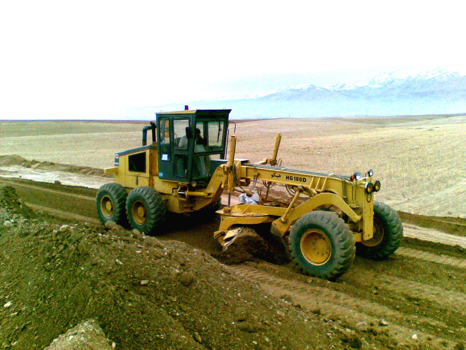 گریدر هپکو HG180D